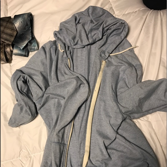 Various shirts - Picture 6 of 7